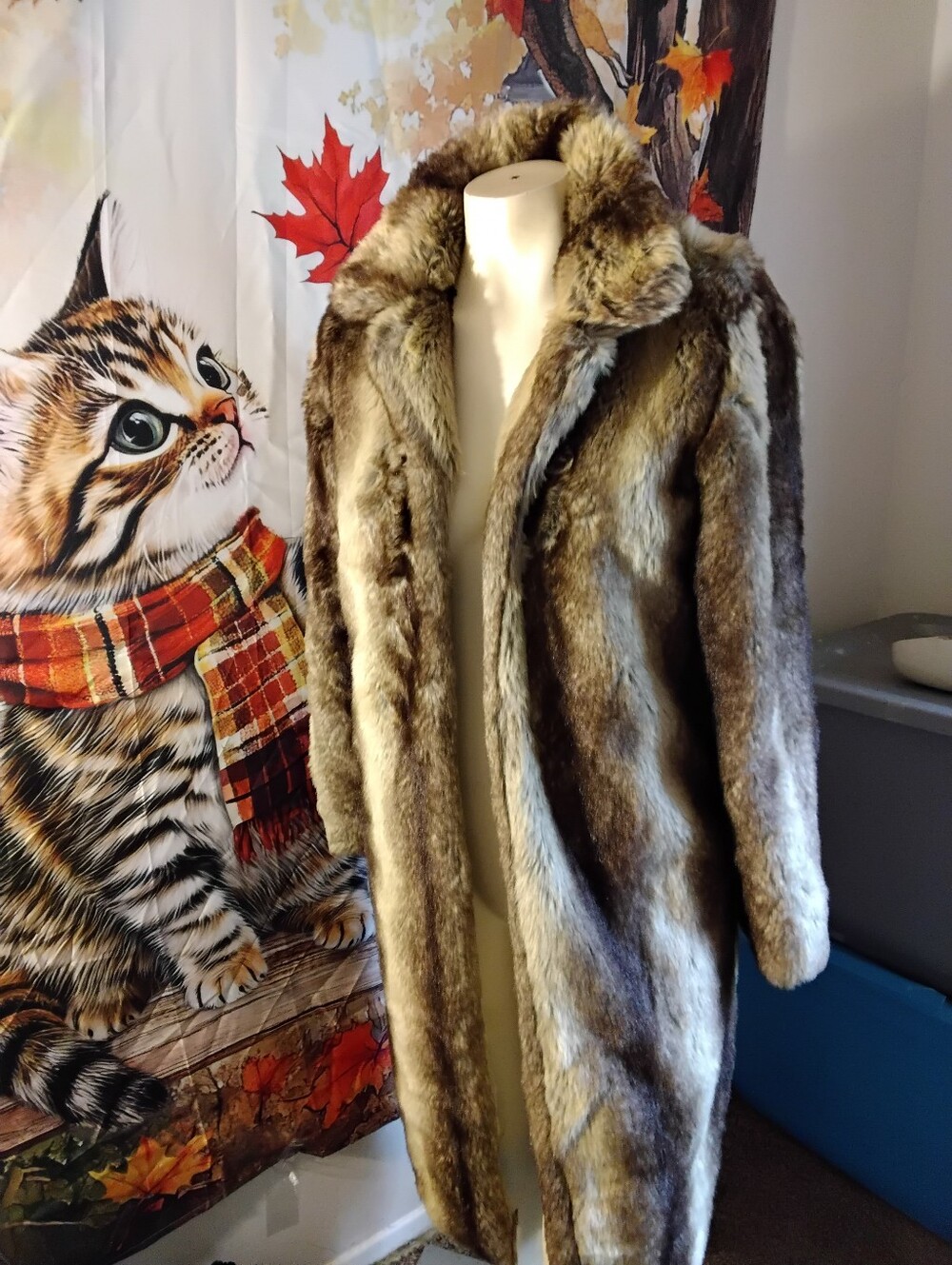 Fashion Nova Women's size Small 6 8 Faux Wolf Mink Fur Coat full length